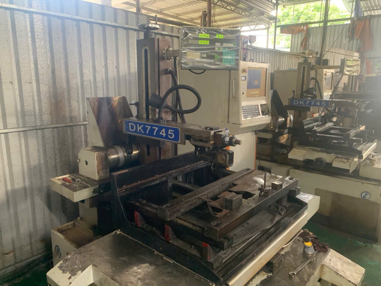 Wire cutting machine 3.jpg